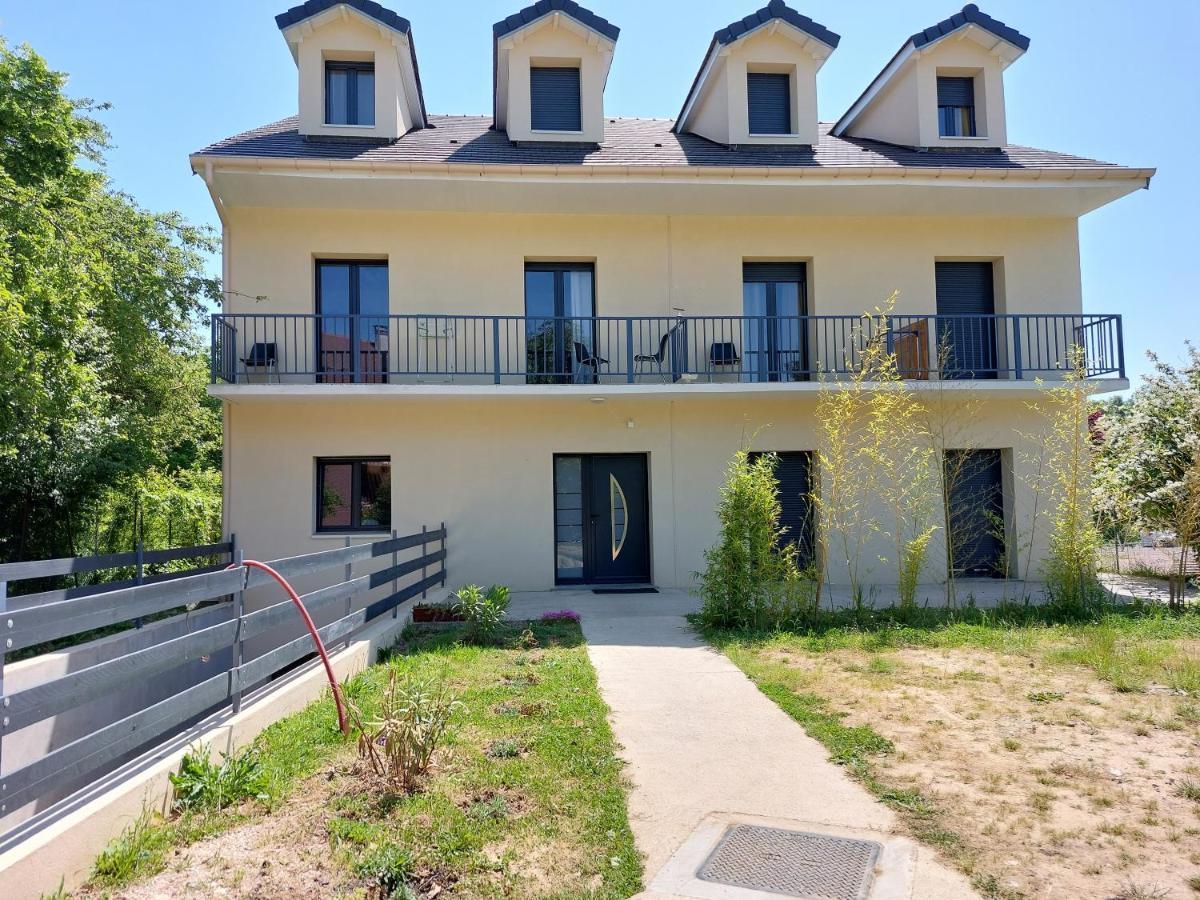 Residence De La Gare, Chambre Meublee Longjumeau Luaran gambar
